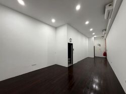 Koon Seng Road (D15), Office #516236491